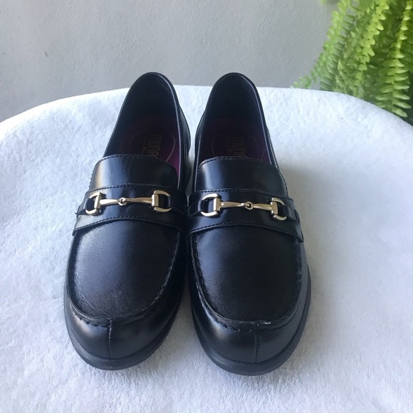 Munro Gryffin Black Loafer Size 6.5W NWOB 1.25” heel Academia Preppy College - Picture 2 of 10